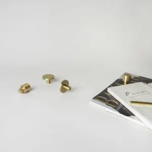 Mosiężne uchwyty meblowe