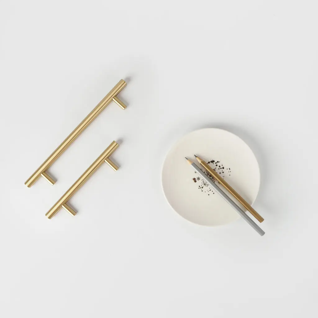 Theresa L mosiężny, złoty uchwyt do mebli