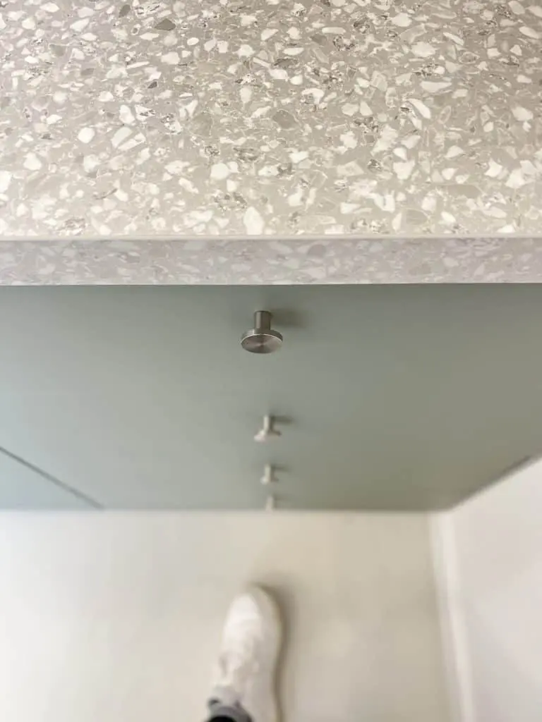 Martha S Steel na froncie meblowym