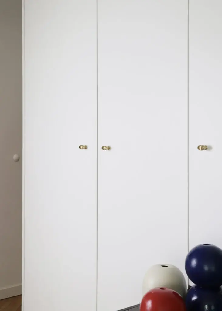 Barb S mosiężny uchwyt meblowy